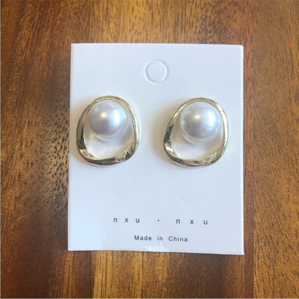 3/$20 gold tone faux pearl earrings